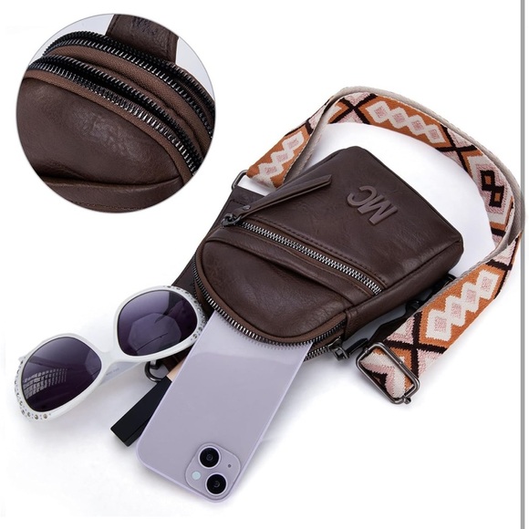 Brown sling bag with guitar strap - Picture 3 of 7